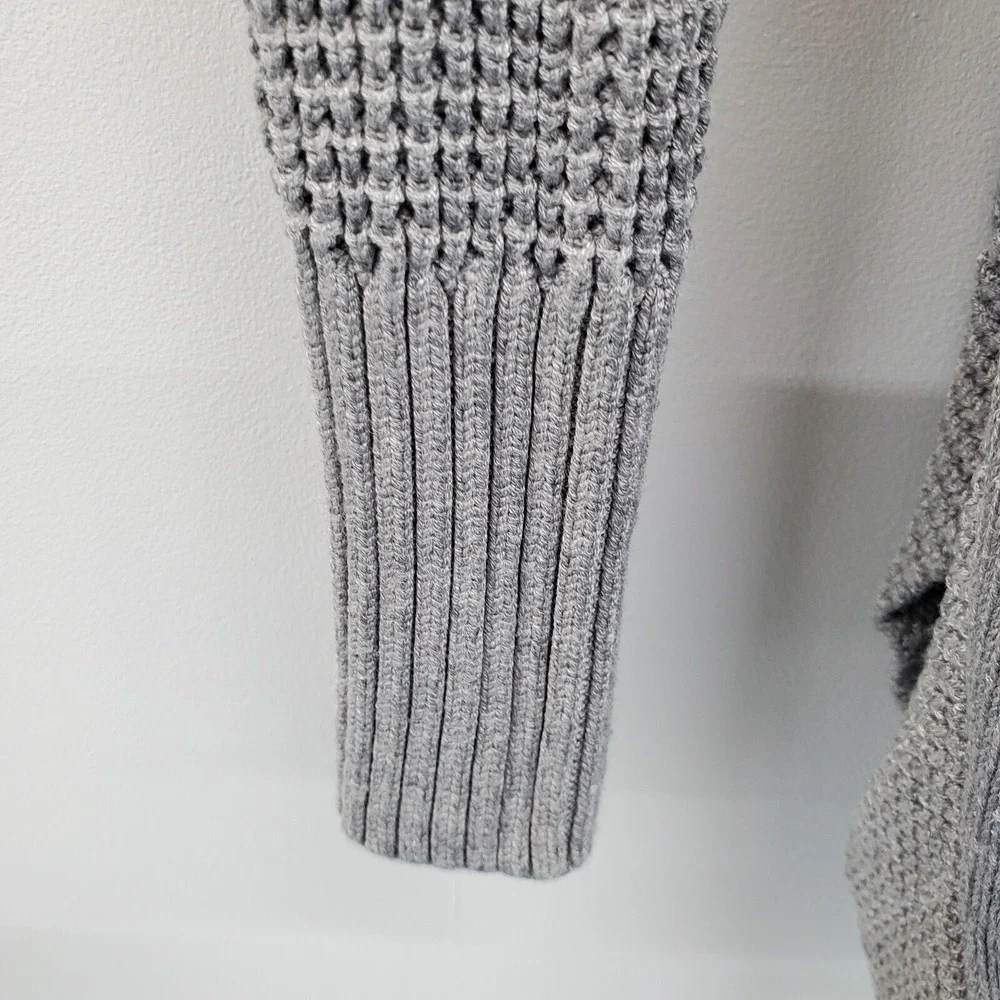 Womens Gray‎ Waffle Knit Cross Body Button Turtleneck Sweater Size S Long Sleeve